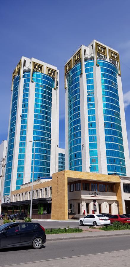 Apartment Lazurniy Astana Exterior foto